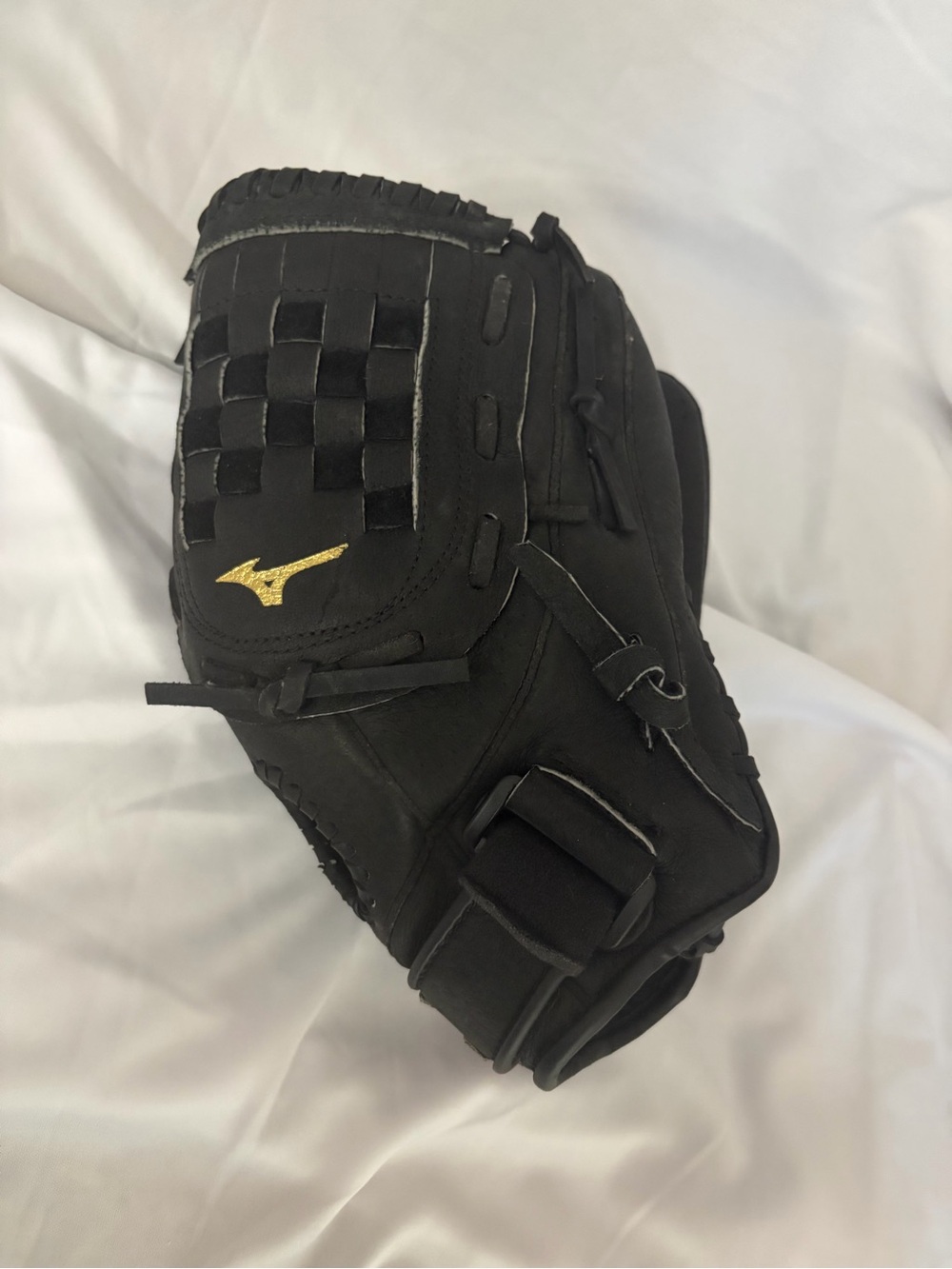 Mizuno Black Baseball Glove with Gold Accents